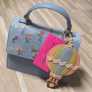 🇬🇪🩵NWT Betsey Johnson Denim Floral Hot Air Balloon Charm Mini Crossbody Purse
